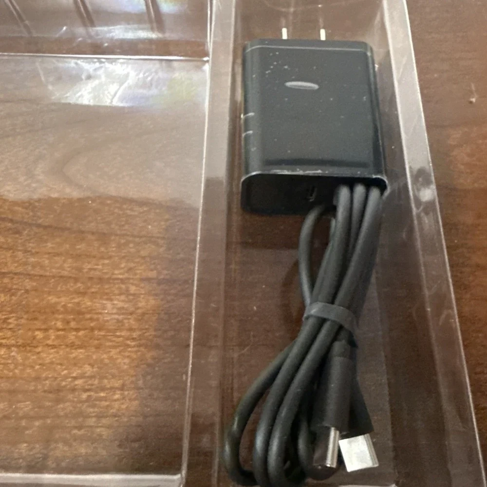 Brouk and Co ACE 3-in-1 Portable Wireless Fast Charging Pad